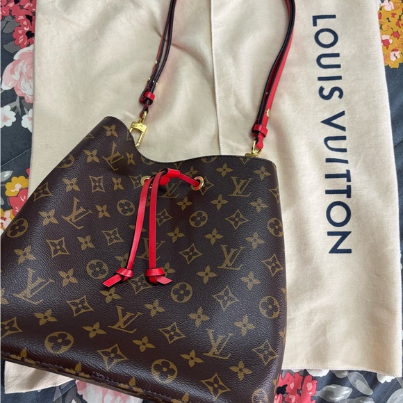 Louis Vuitton Brown and Red Monogram Shoulder Bag - Picture 1 of 5